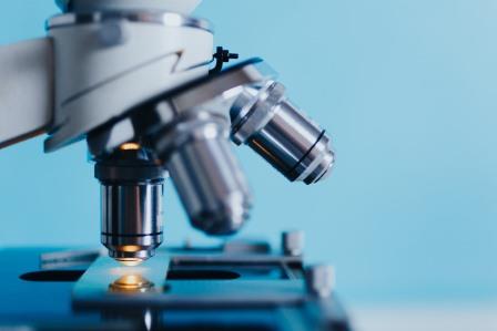 Ein Mikroskop für Ihre Arztpraxis: Diese vier Merkmale helfen beim Qualitätscheck